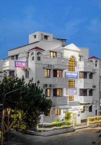 . Pondicherry Executive Inn