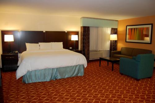 Lux Hotel & Spa, Trademark Collection by Wyndham – Arlington, TX