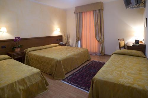 Quadruple Room (4 Adults)