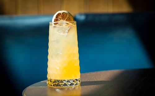 405278213 Kimpton Gray Hotel Chicago by IHG