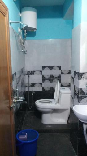 Bathroom, SHARTHI HOMESTAY AND LODGING in Namchi