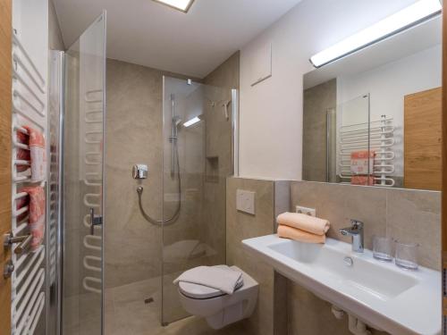 Standard Apartment with Shower