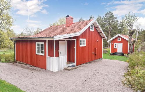 Awesome Home In Brastad With 3 Bedrooms