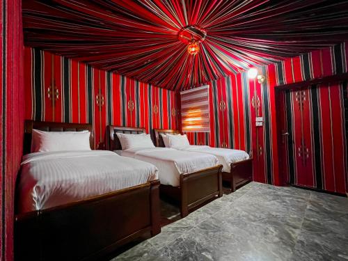 Little Petra Bedouin Camp Room Type - Deluxe Triple Tent