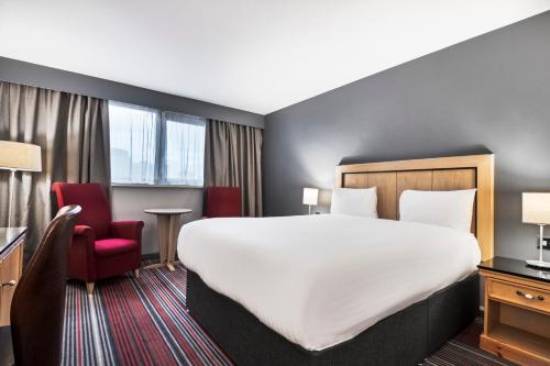 Park Inn by Radisson Cardiff City Centre - image 7