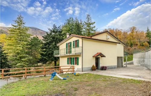 4 Bedroom Lovely Home In Codivara gîte à louer Comuneglia