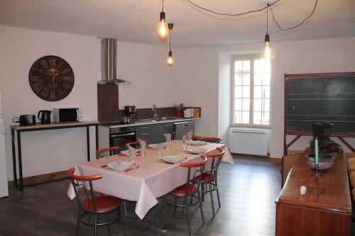 -Le Petit Mouton- Spacieux logement centre ville