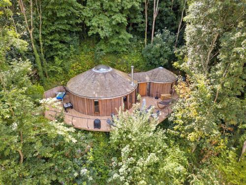 Finest Retreats - Owl Luxury Treehouse Hideaway