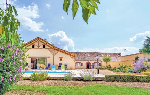 Awesome home in St Pierre dEyraud with WiFi, Private swimming pool and Outdoor swimming pool