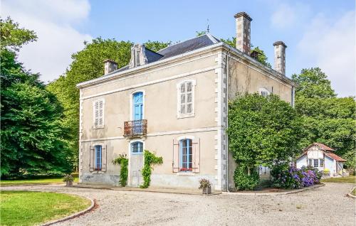 Awesome Home In Beylongue gîte à louer Carcen-Ponson