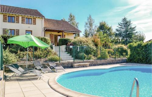 Awesome home in St, Saud Lacoussiere with 3 Bedrooms, WiFi and Outdoor swimming pool - Saint-Saud-Lacoussière