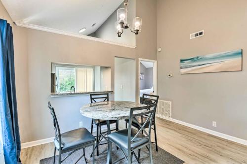Cozy Home with Yard about 12 Mi to Dtwn Nashville! in Madison, USA