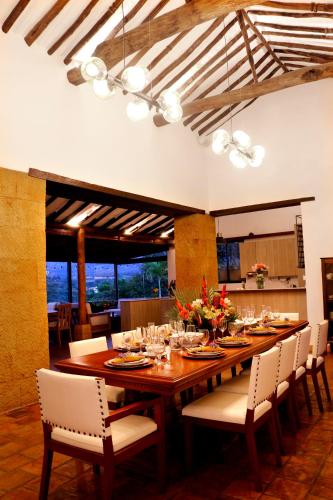 405357126 Santa Sofia Casa Boutique