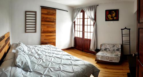 6 twin beds