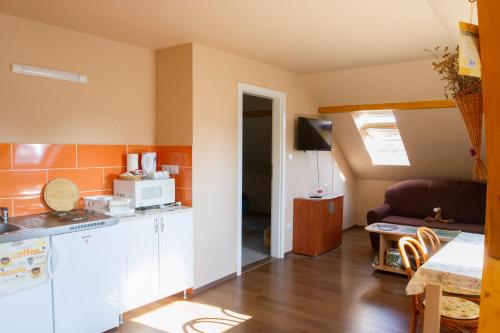Kitchen, Var-Liget Vendeghaz in Kisnána