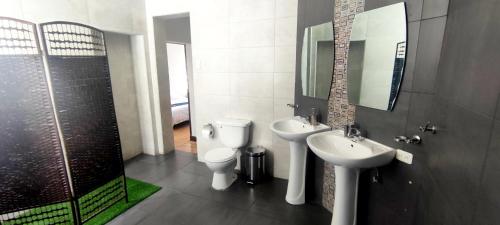 Minka Hostel - image 2