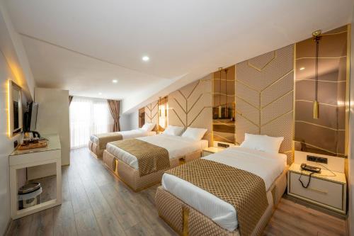 Luxury Airport Hotel By Zazzoni-İstanbul Airport Room Type - Deluxe Suite with Spa Bath