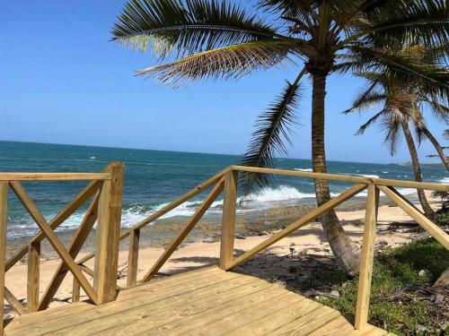 Casita Del Mar Oceanfront Romantic Retreat In Islote in Arecibo