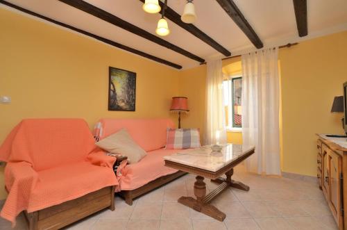 Apartment Stari Grad - image 4