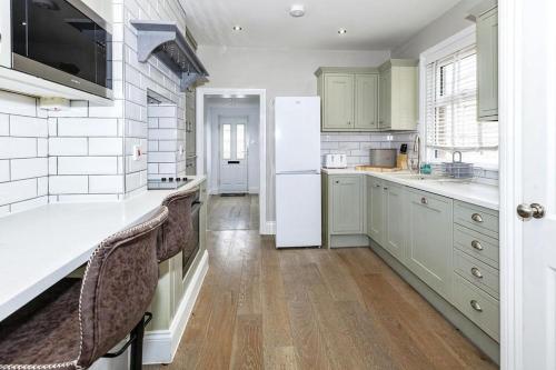 Lovely 2-bedroom maisonette in Windsor