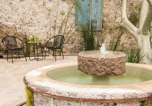 405385410 Orchid House San Miguel de Allende