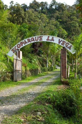 . EL ECOPARQUE LA VEGA