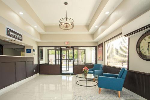 OYO Hotel Macon GA West - image 7