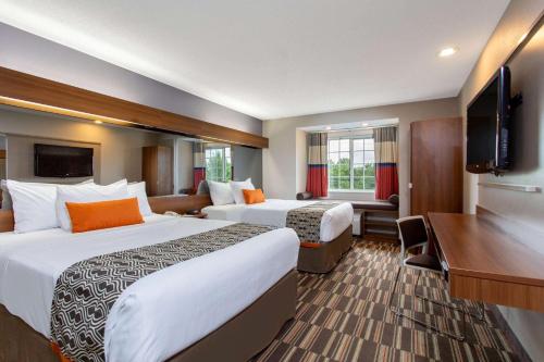 Microtel Inn & Suites by Wyndham Philadelphia Airport