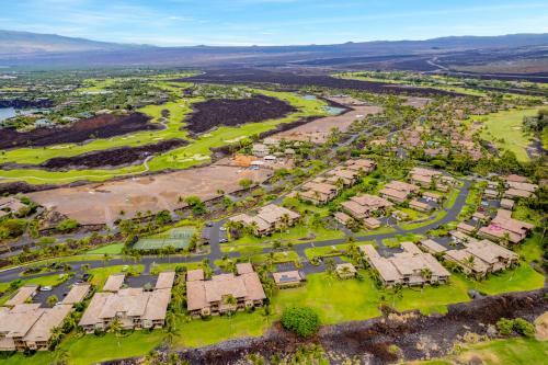 Pineapple Paradise Awaits! Hali'i Kai in Waikoloa