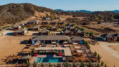 405407311 Entrevalle Hotel Boutique