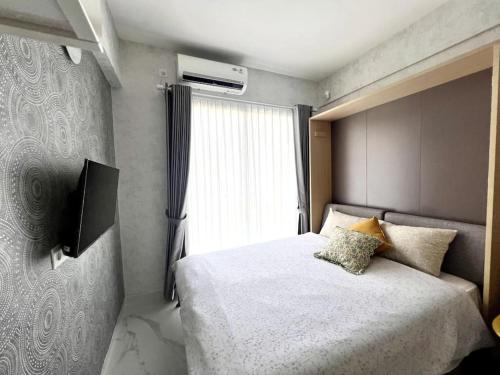 DayInn, Skyhouse BSD Lux and Homey Studio, near AEON BSD and ICE BSD