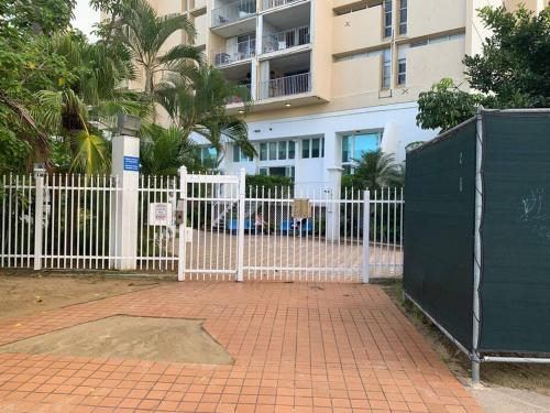 Cozy Oceanview Studio w parking - image 8