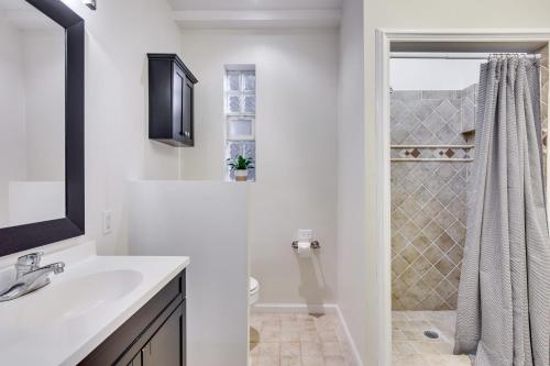 PET FRIENDLY! Historic River West Neighborhood - Easy Access to O'Hare apts - image 3