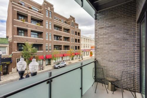 Sheridan Park Stunner! No Matter if You Are in Town for Business or Fun This Property Has You Covered apts - image 3