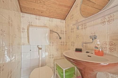 Apartment Lucija - Postira