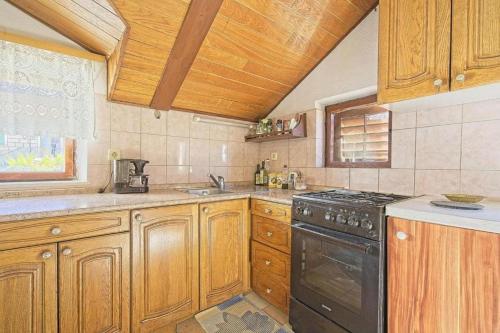 Apartment Lucija - Postira