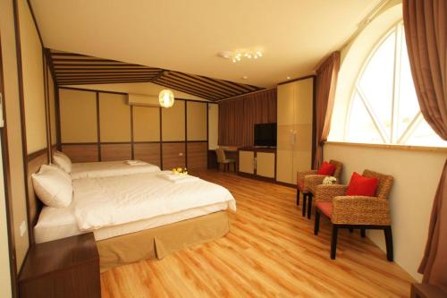 2 king beds