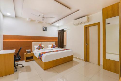 FabHotel Ananda Inn