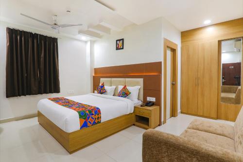 FabHotel Ananda Inn