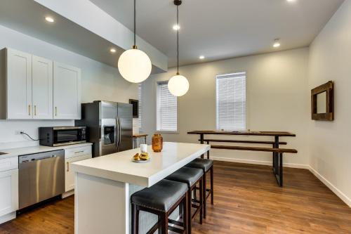 Converted Store Front Home Lets You Live Like a Local in the Heart of it All! condo in West Town