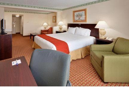 Holiday Inn Express Hotel & Suites Easton, an IHG Hotel