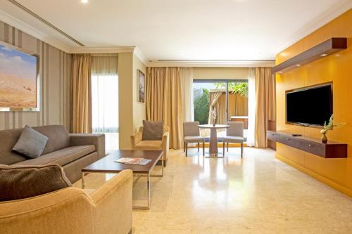 room detail thumbnail 0