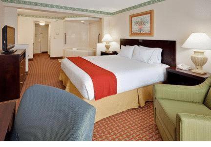 Holiday Inn Express Hotel & Suites Easton by IHG in Easton, USA