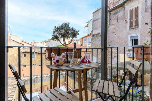 Trastevere house with balcony,quiet NEW, Roma (foto 2)