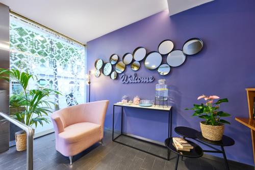 Barcelona Century Hotel - image 12