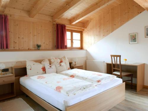 Chalet in Funes Valley with Dolomites Views, Funes (foto 9)