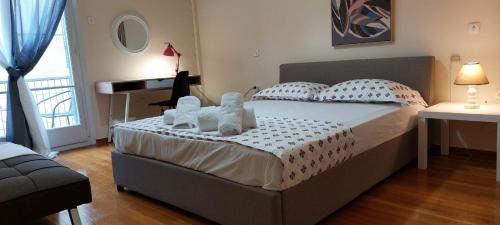 Lobelia Athens Centre -5 BD 2.5 BATH - image 2