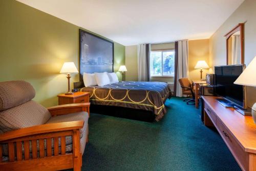 Super 8 by Wyndham Berlin WI