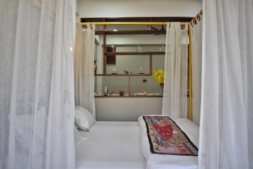 Shanti Villas - Luxury Home Stay Apartment