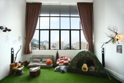Private Forest Camp - Cinema, Hammock, Swing at CEO Penang